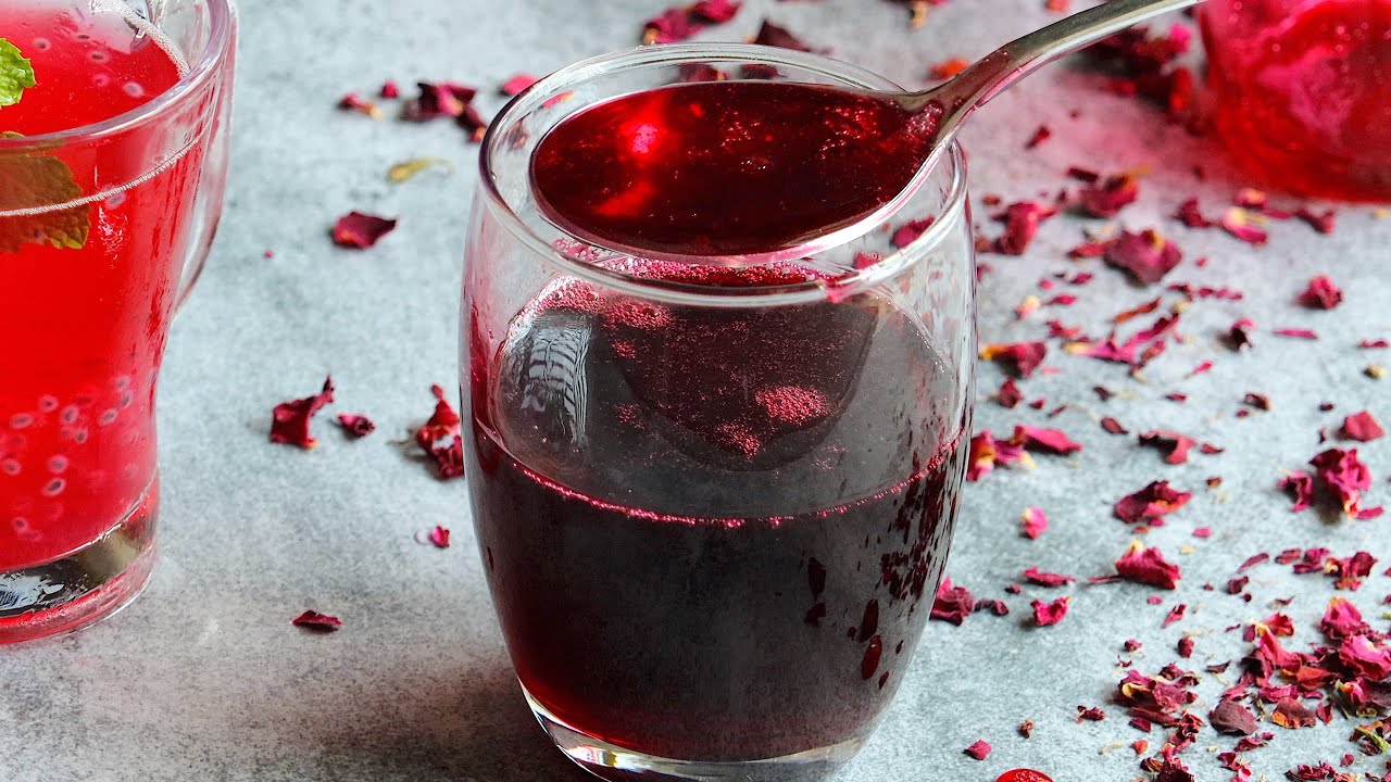 రోజ్ సిరప్ ని బయటకొనే పనిలేకుండా ఇంట్లోనే ఇలా ఈజీగా చేయండి😋👌Homemade Rose Syrup Recipe In Telugu👍