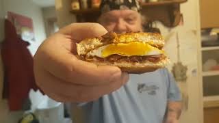 CIW Bacon & egg sandwich @diydarkmatter