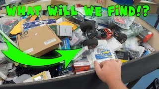 The FIRST AMAZON BIN STORE In Savannah Georgia!