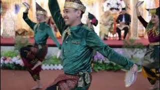 Tari Piriang Oyak Badarai oleh sanggar Sarai Sarumpun di Gedung Rohana Qudus kota Padang