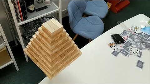 Jenga illusion: Floating Pyramid