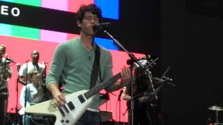 Jonas Brothers - Wembley - SOUNDCHECK / WW3 ( World War 3) *HD*