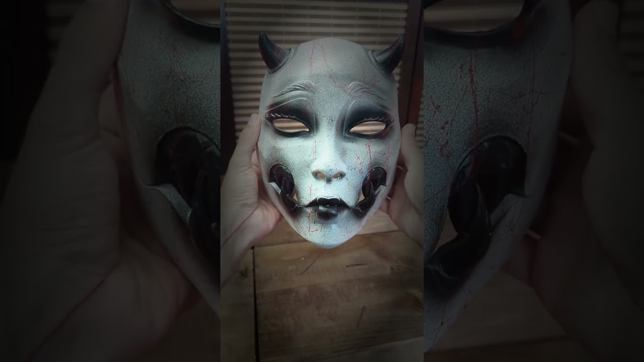 Articulated Kuchisake mask - YouTube