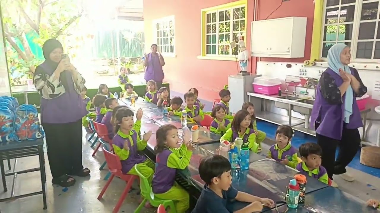 Clown show di tadika