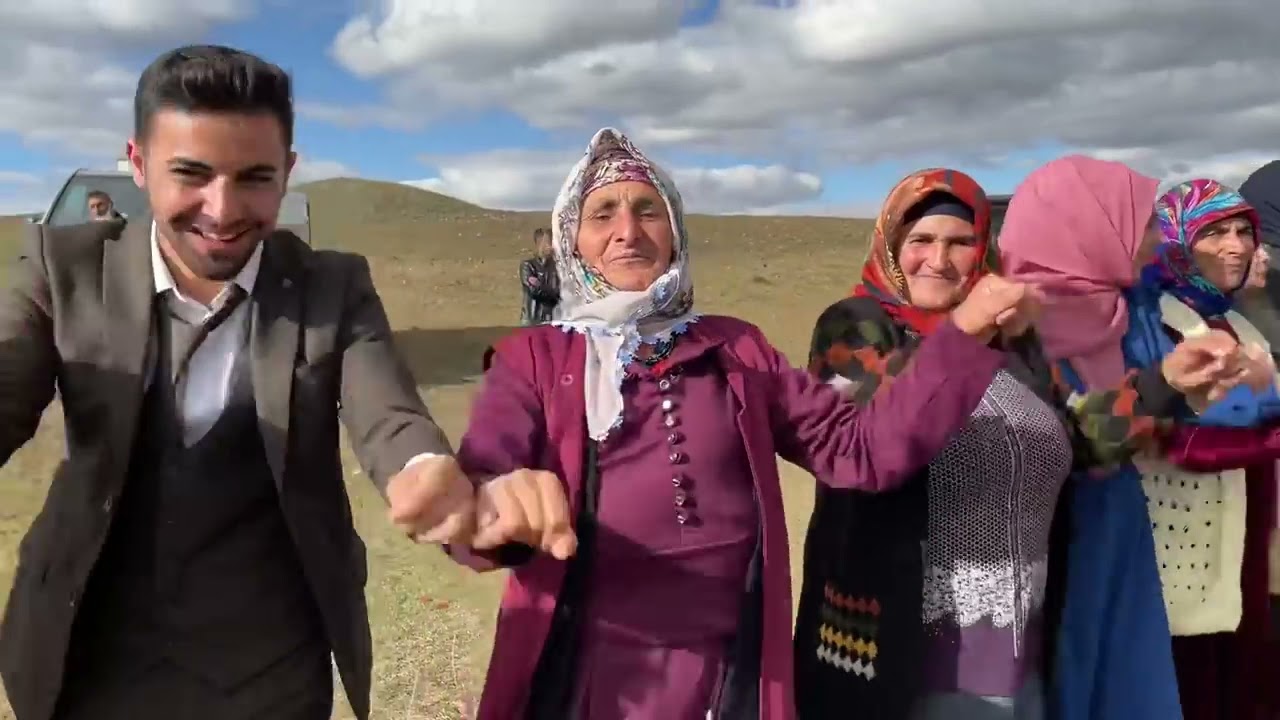 İKİ SOLİST KAPIŞTI !! ZİLAN MÜZİK ARDAHAN DÜĞÜNÜ