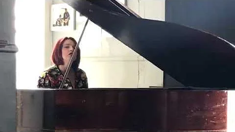 UK Singer Songwriter Joanna Eden sings Joni MItche...