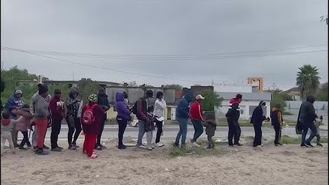 Thousands of migrants waiting on Mexican side of border to learn fate of Title 42