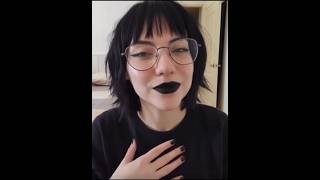 ASMR Novia te cuida #asmr #asmrnovia #asmrenespañol #gotica #asmrroleplay #asmrsounds