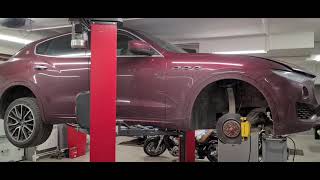 : Maserati Levante 100.000  ,  ?