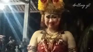 Joget Bumbung Bali Pulau Nusa Penida Bali