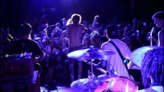 Download lagu Neck Deep 'Loosing Teeth' @ Rock City Studios