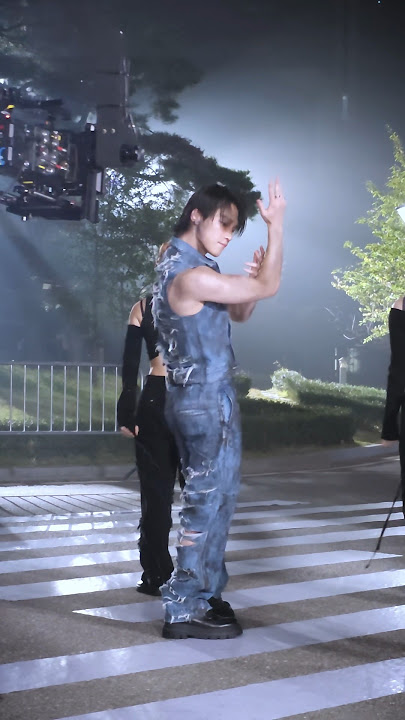 Behind the scenes of #Wait 🤫 #DINO #디노 #DINO_Wait #shorts