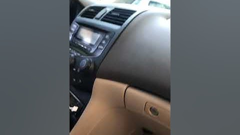 Unlock the glove compartment that is stuck in lock position Honda Accord