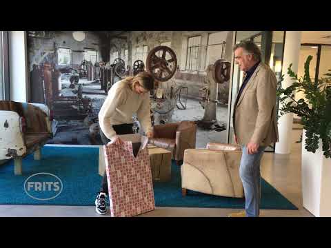 FRITSTV: Annamarie Thomas ontvangt ingelijste FRITS-cover