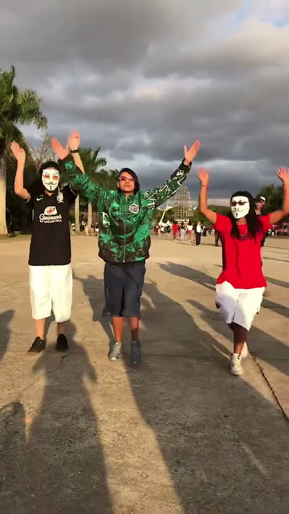 TAVA NO HELIPA BAFORANDO O BICO VERDE VEIO A DONA BRISA - Tropa do Grandão  e Mc Mulekinho - TIKTOK 