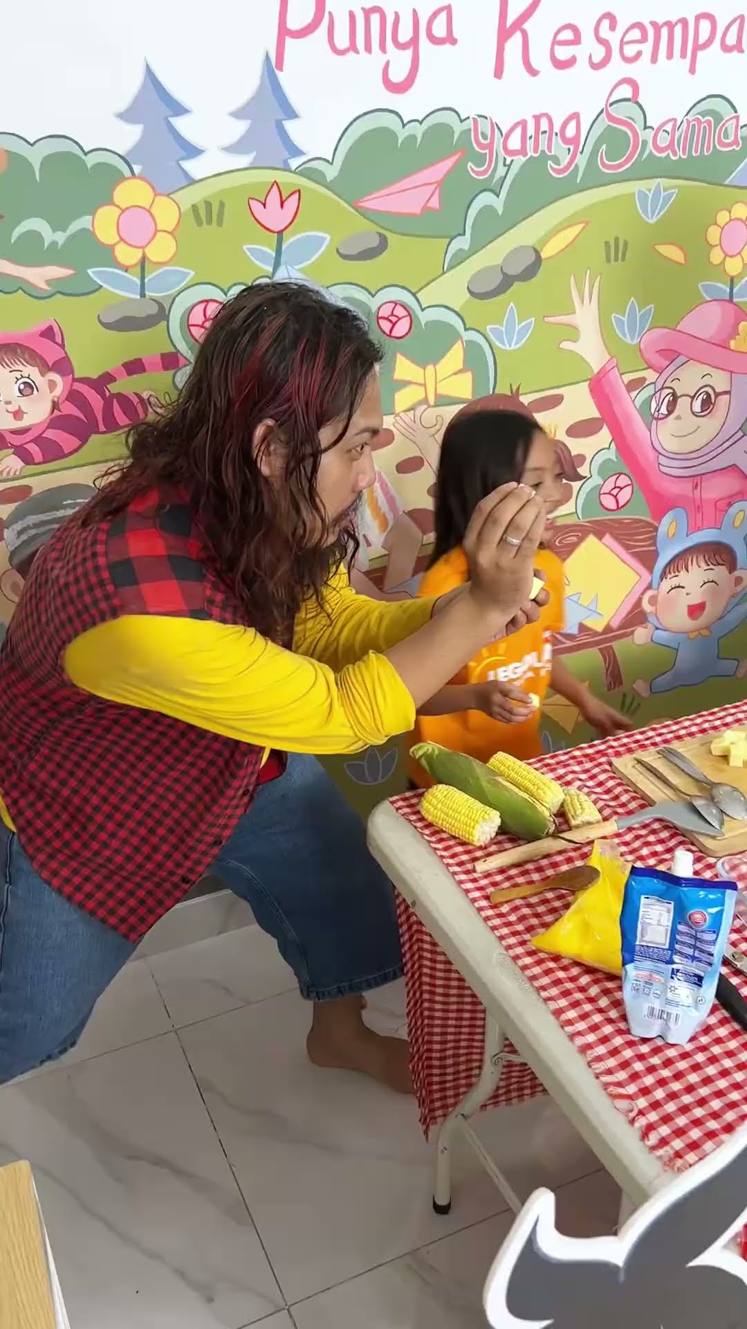 LEIKA MASAK BARENG TOMPEL DAN GONDRONG SAMPAI PINGSAN #leika #shorts