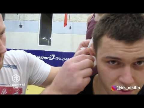 Как лучше откачать жидкость из уха борца / Владимир Баев / How to drain fluid from a wrestler's ear
