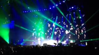 Brantley Gilbert - C2C 2015 - Guns N Roses