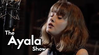 Video thumbnail of "Maisie Peters - Sorry - Live On The Ayala Show"