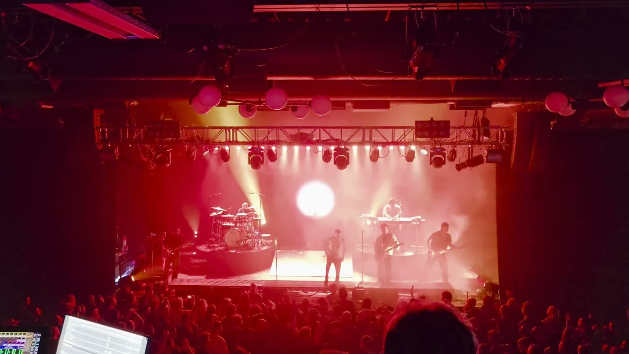 The Devil Wears Prada (Play The Old Shit) Live