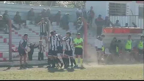 Goles Club Mercedes a Central Ballester