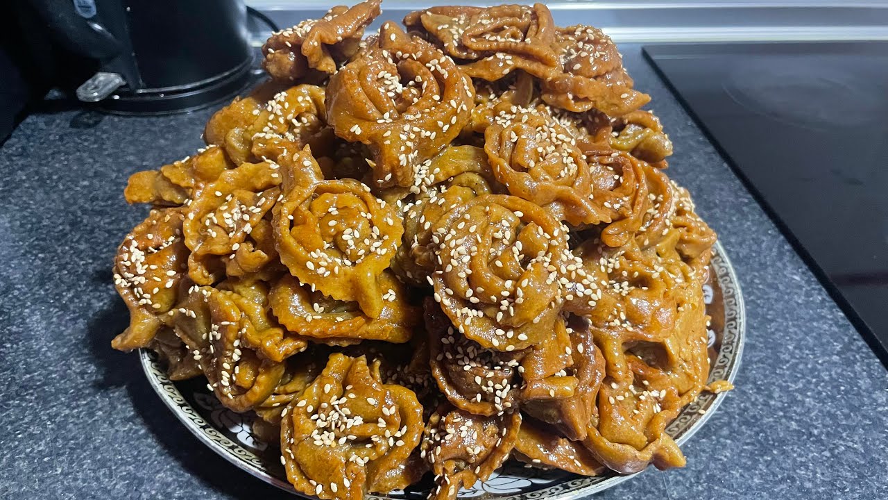 Chebakia sin ingredientes caros y sin amasar/ dulce marroquí para ramadán.
