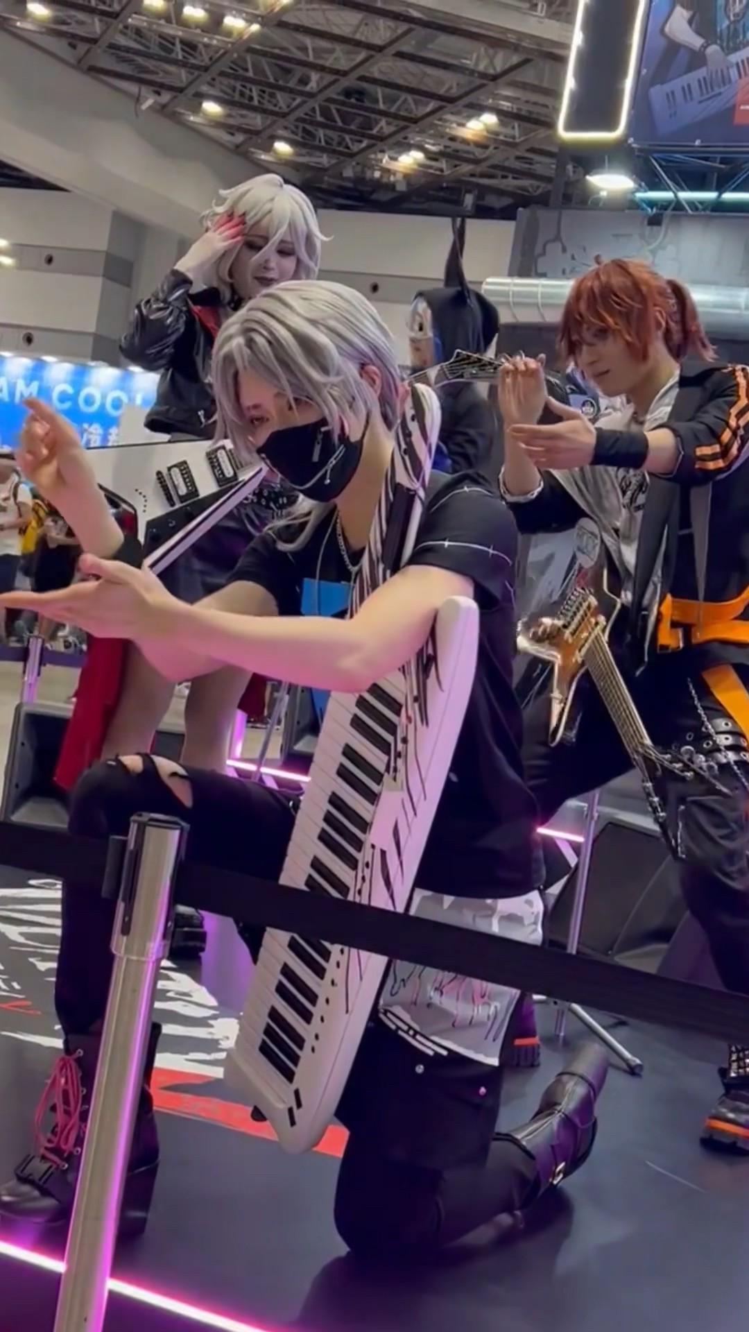 桃戸もも | コミケ 第五人格ブースにて『納棺師』のコスプレを