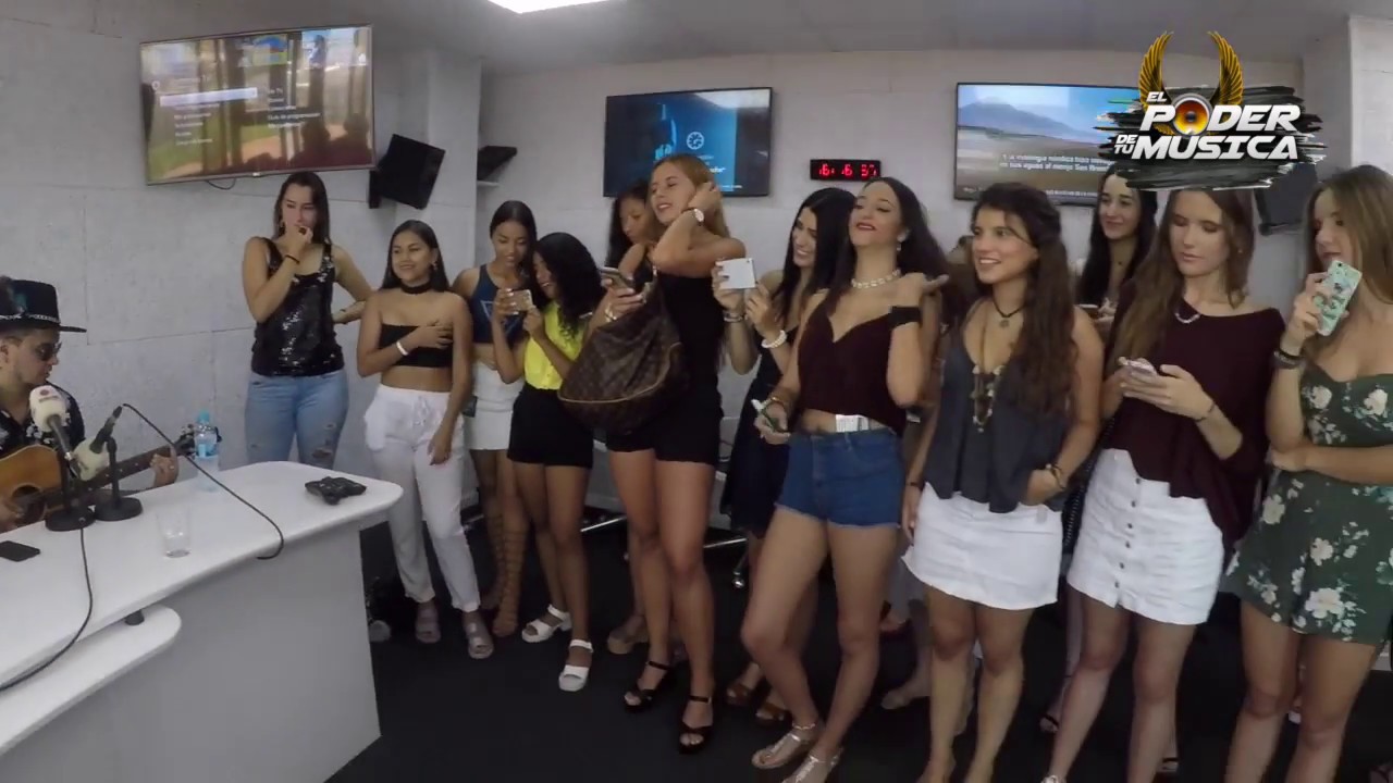 Piso 21 con sus fans más hermosas. ¡Tienes que ver este vídeo!