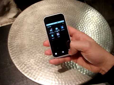 Primo contatto Motorola BackFlip (Ita)