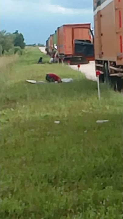 Luar biasa Sopir truk ini. selalu ingat shalat, jangan tinggalkan shalat.