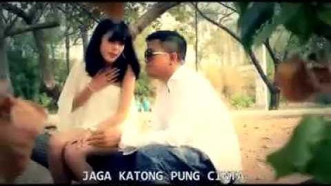 YOCHEN & RANNY - SELAMANYA SATU (Cipt : YOCHEN AMOS & RANNY NANULAITTA)
