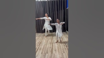 Thumbnail of Dance Cover Video : Kanha Re Song | Neeti Shakti Mukti Mohan | Latest Song 2018 #artistankita