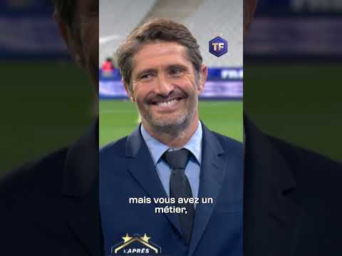 Go behind the scenes of the post-match show with exchanges between the pitch and the control room