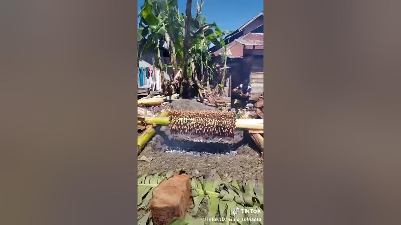 Cara bakar sate yang unik Cara bakar sate yang unik