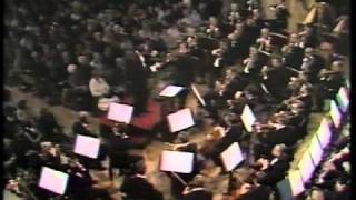 Henryk Szeryng plays Paganini Violin Concerto No. 3 (2nd Mov)