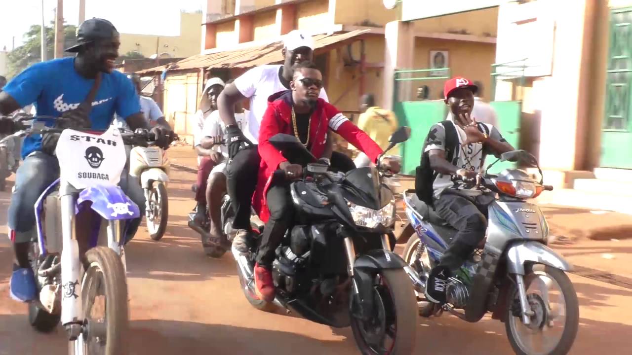 Iba One - Cortège pour le tournage de la nouvelle