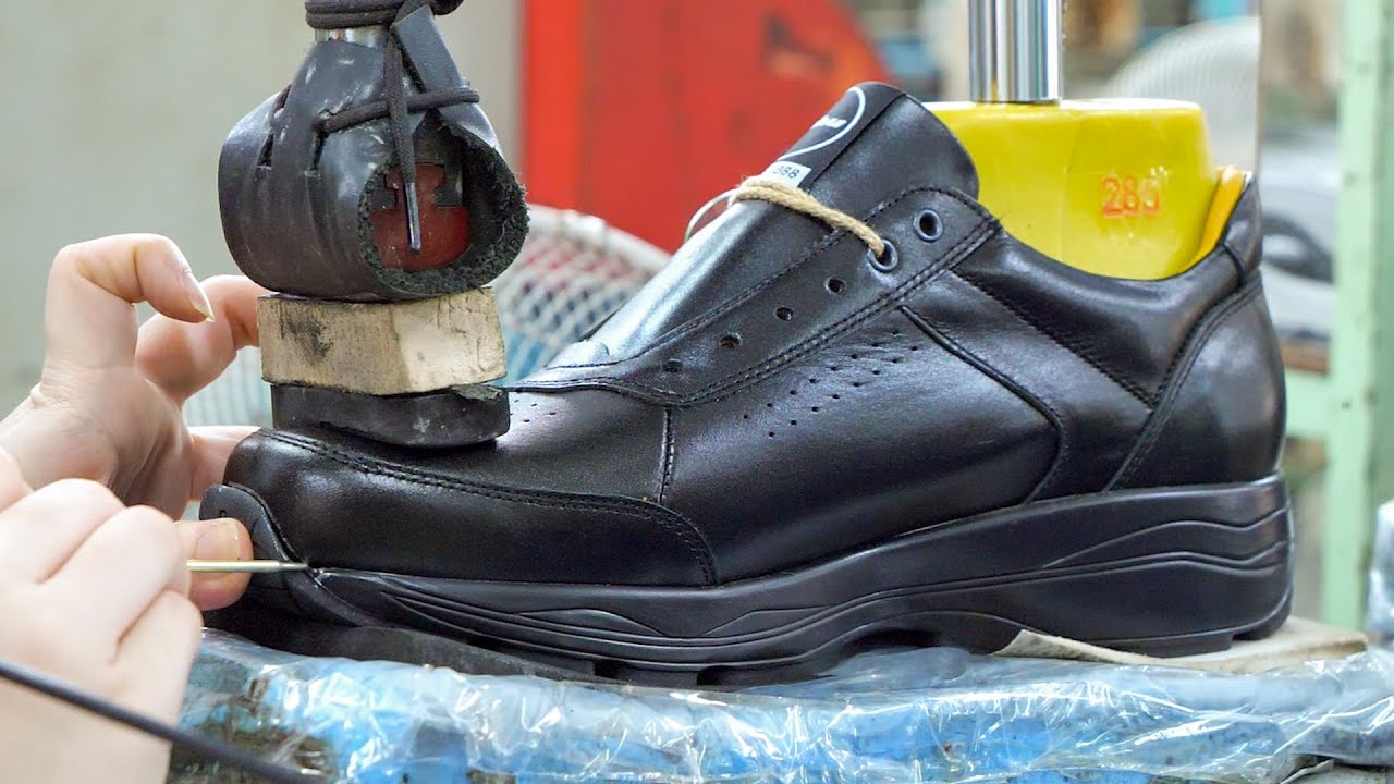 台灣鞋子(工作鞋)大量生產工廠 台灣鞋廠/彪琥鞋業/Taiwan Work Shoes Making Process