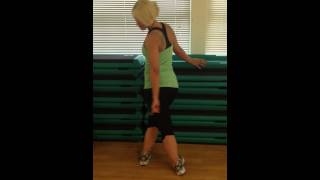 Standing ITB stretch by Stephanie Smith Pea Green Physio
