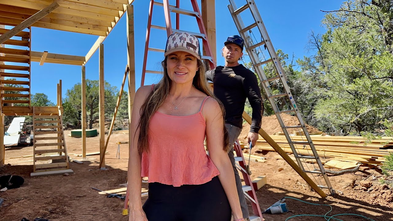 4-Grid Airtight Food Prep & Spice Container Four-grid layout keeps ... - Off Grid Apartment Layout Design