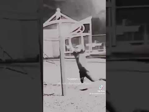 مش كل ما اضحك تفتكروني بكون مبسوط حالات واتس ل حمو الطيخا