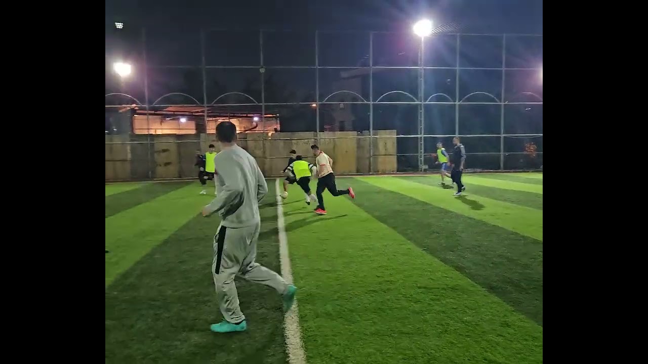 لعبة اليوم محلية مع كم لاعب من خارج الفريقين فوز فريق احمد الوردي ٤ على فريق حيدر عقيل ٣