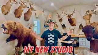 CHECK OUT MY NEW STUDIO!!! #mancave #elitearchery #ravincrossbows