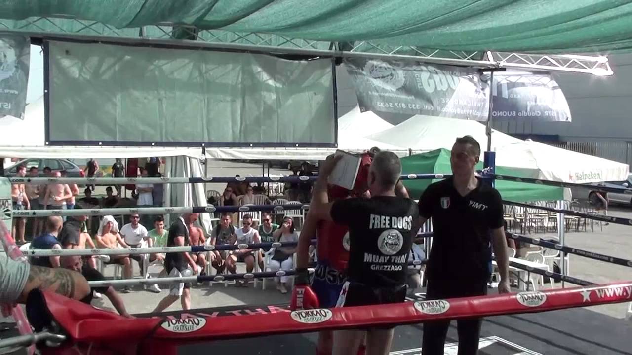 primo-incontro-muay-thai-luca-youtube