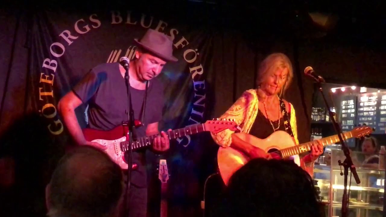 Grandma’s Hands - Mona Johansson and Christer Lyssarides