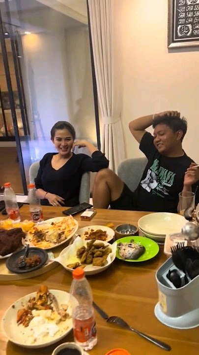 Febri Dan Bos Tom Liwafa Dijamu Makan Malam Di Rumah Denny Caknan #dennycaknan #bellabonita #shorts