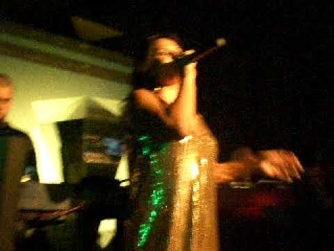 Marta Savic uzivo - Papuce (Diamond, Zagreb)