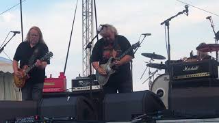 Miniatura del video "Gov’t Mule with Bernie Marsden : Ain’t No Love In The Heart Of The City"