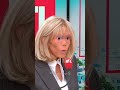 Ref:EeymAZAVs8M Brigitte macron un homme #parodie #macron #brigitte