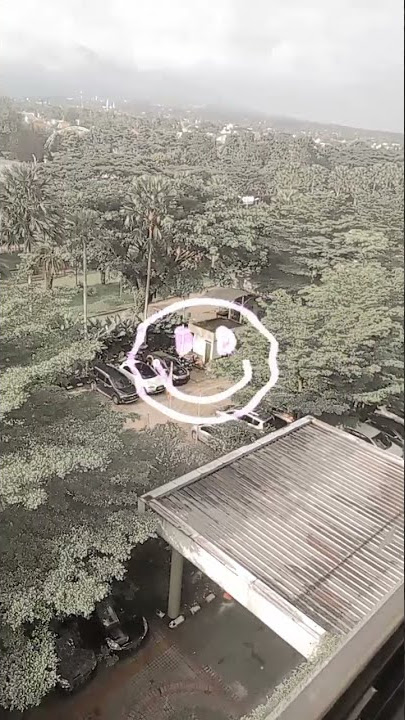 Story' WA Dihotel pagi hari