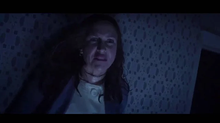 THE CONJURING 2: Lorraine VS Valak (Final Encounter)